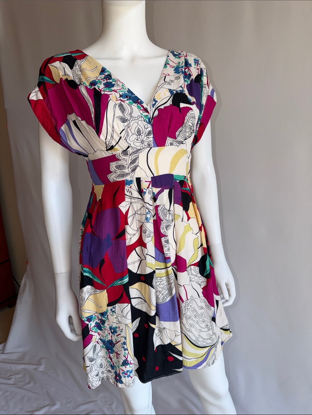 Dorothy Perkins Fuchsia, Purple & Cream Floral V-Neck Dress